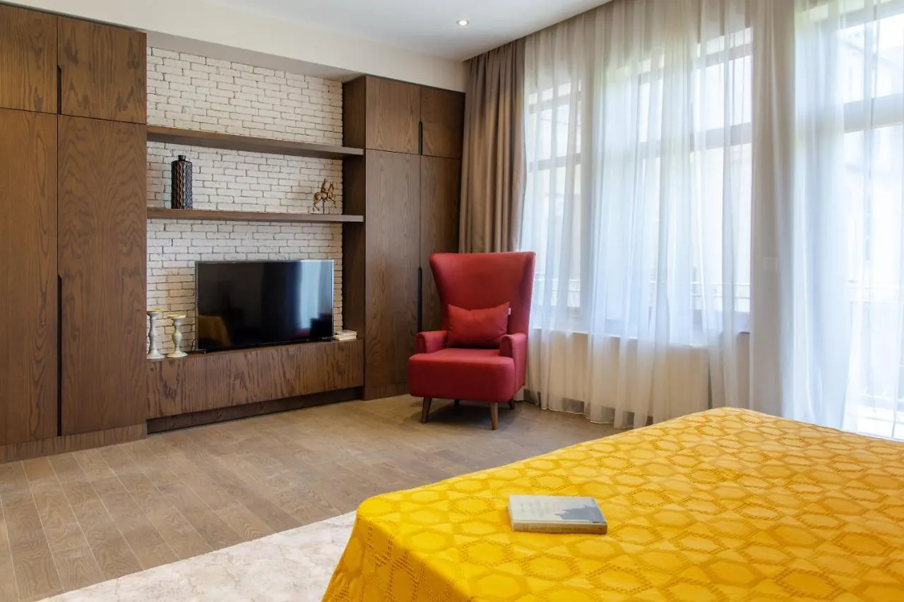 Sapphire Deluxe Central Apartments バクー 0*,